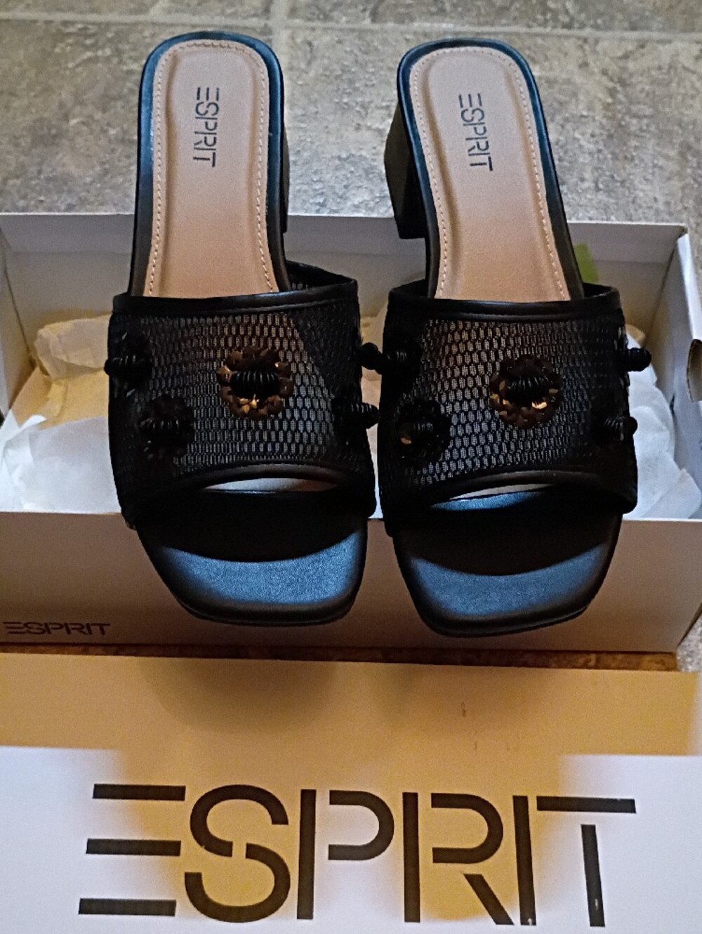 Esprit Women's Black Slip-On Mules with Knotted Floral Accents Size 7, NWT W/Box - Picture 4 of 16